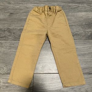 Children’s place khaki chinos with adjustable waistband,size 2T, worn 1x.